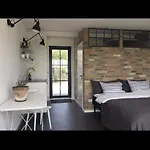 Alojamento de Acomodação e Pequeno-almoço Hideaway Engvej 3*