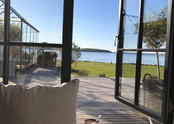 ベッド・アンド・ブレックファスト Hideaway Engvej Guldborg